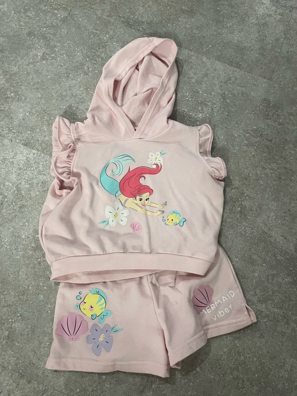 Disney girl outfit